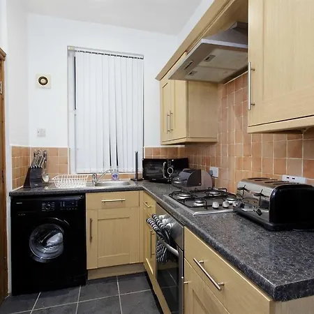 Park House Apartment *